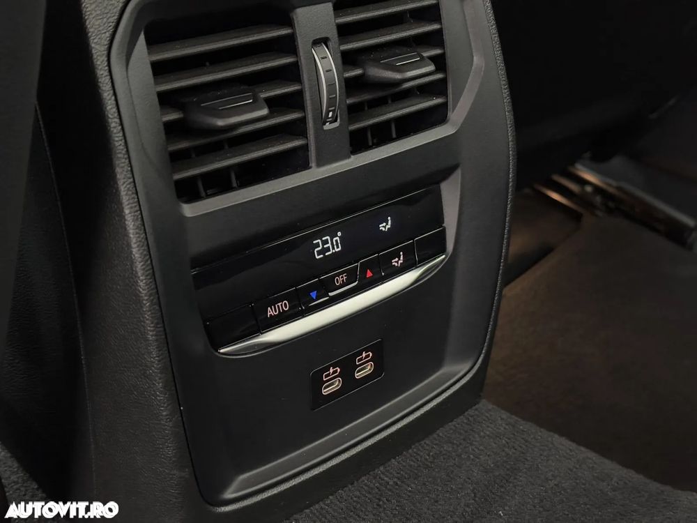 BMW Seria 3 330e xDrive AT PHEV - 27