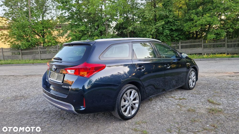 Toyota Auris - 4