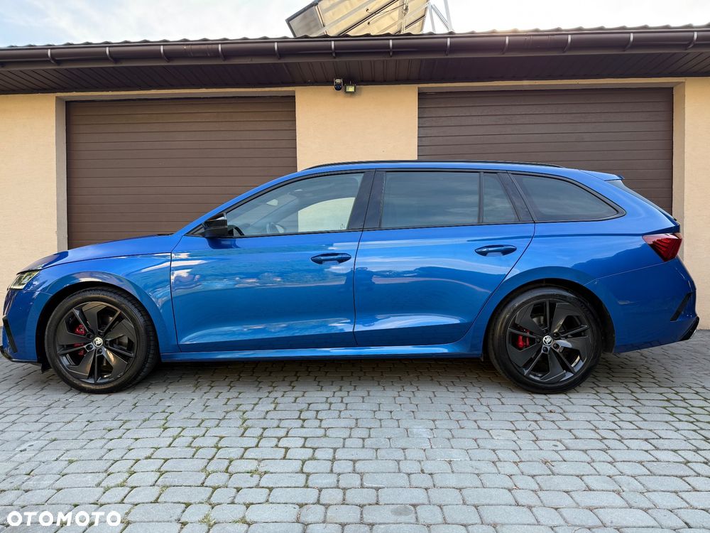 Skoda Octavia 2.0 TDI DSG RS - 11