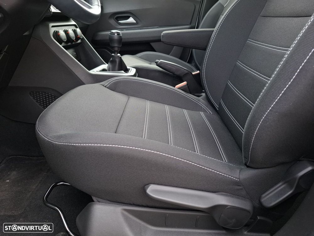 Dacia Jogger 1.0 ECO-G Expression 7L Bi-Fuel — fotografia 15