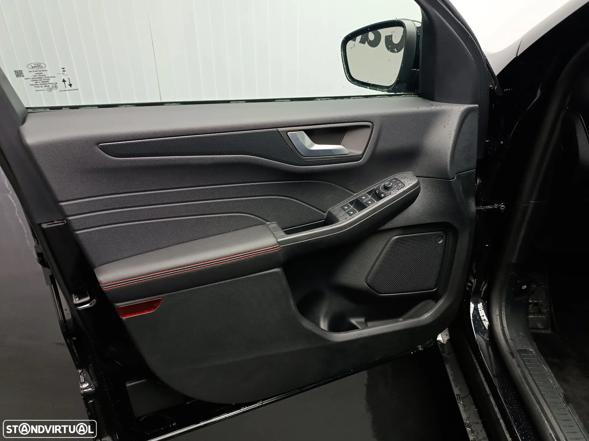 Ford Kuga 2.5 PHEV ST-Line X - 6