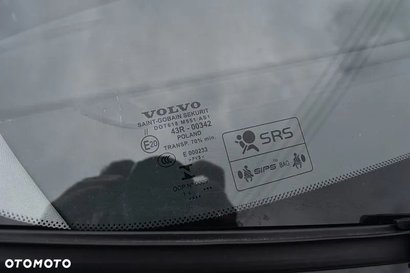 Volvo V60 D4 Momentum - 35