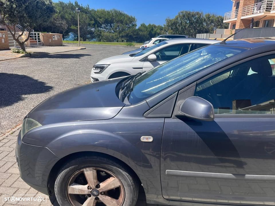 Ford Focus 1.6 TDCi Ghia - 4