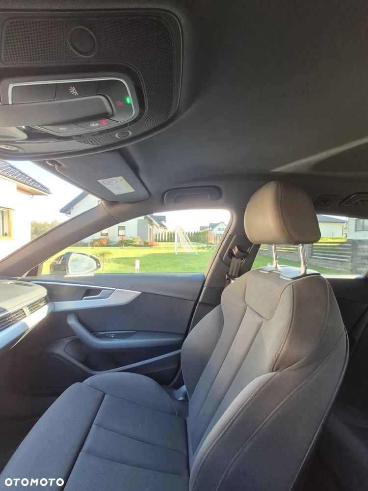 Audi A4 Avant 2.0 TDI Sport S tronic - 25