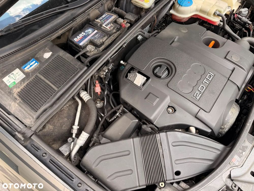 Audi A4 Avant 2.0 TDI - 29