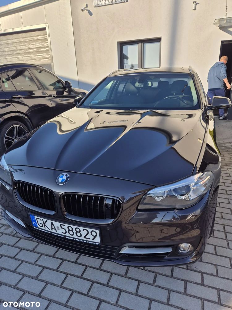 BMW Seria 5 520d xDrive - 2