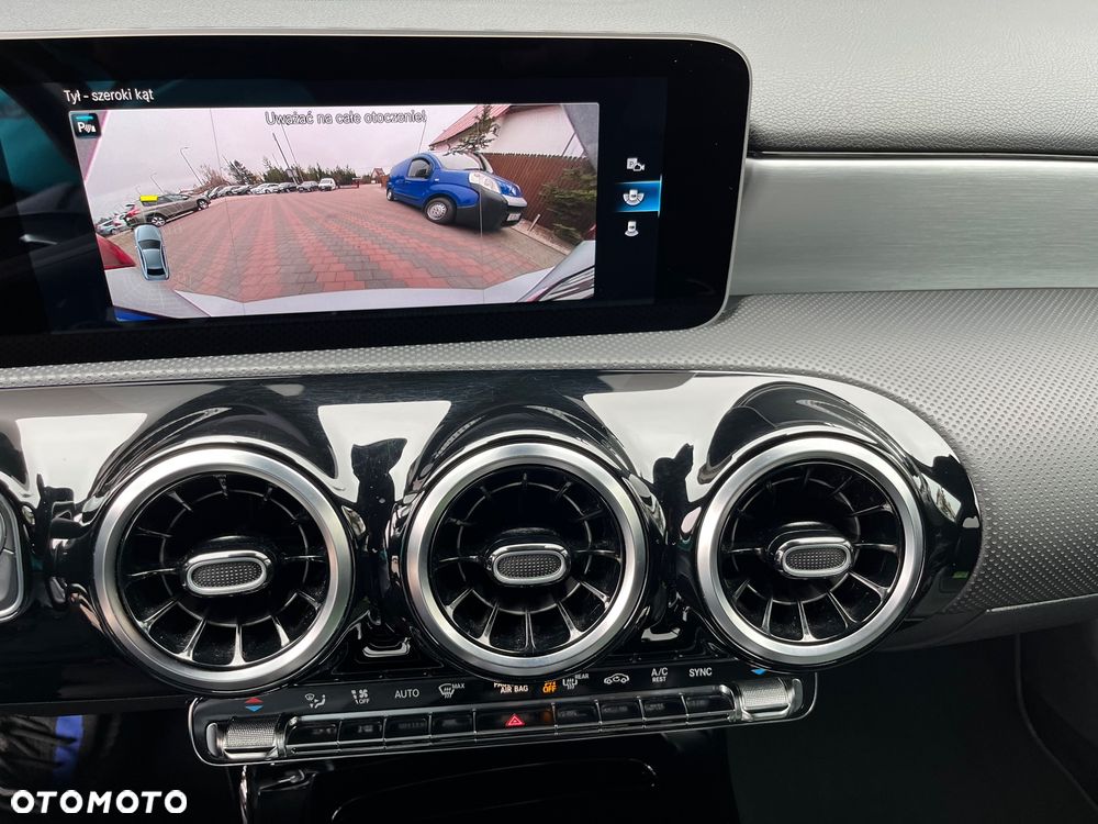 Mercedes-Benz Klasa A 220 4-Matic AMG Line 7G-DCT - 35