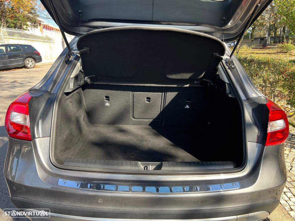 Mercedes-Benz GLA 180 CDi - 7