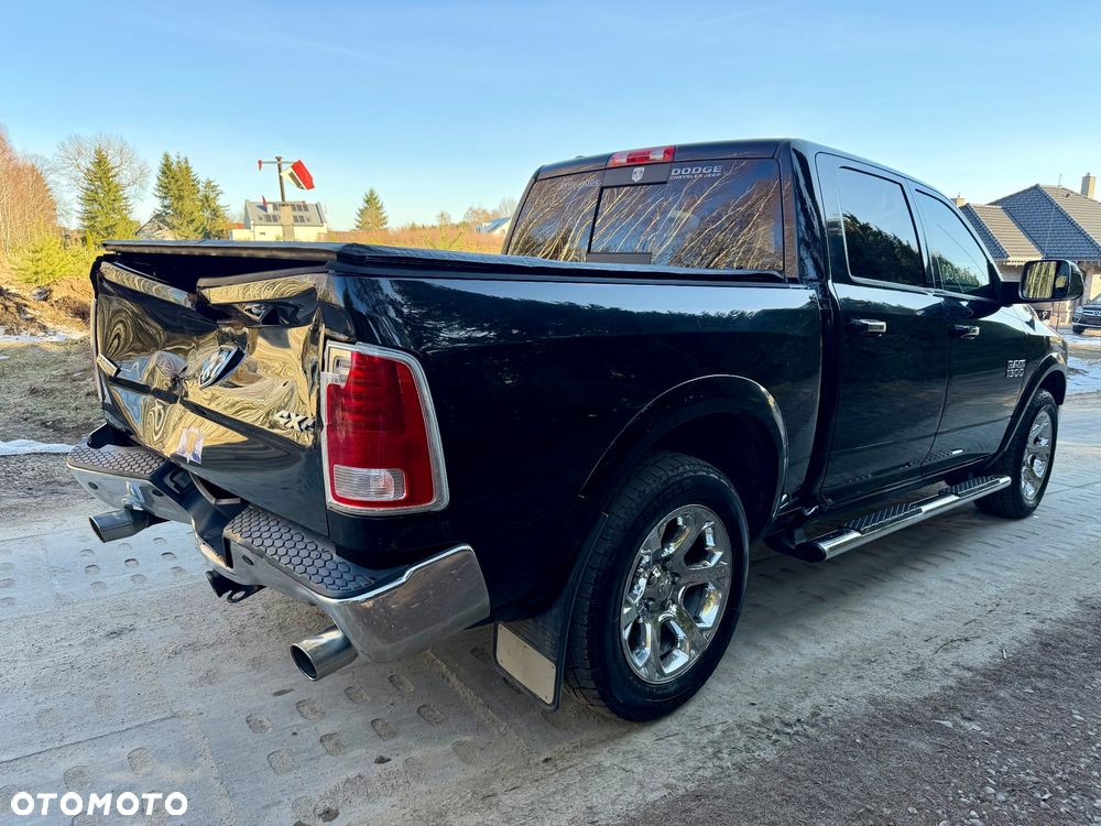 Dodge RAM - 8