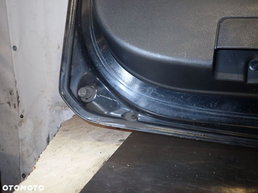 KLAPA TYŁ BAGAŻNIKA SUZUKI SPLASH 1.0 - 18