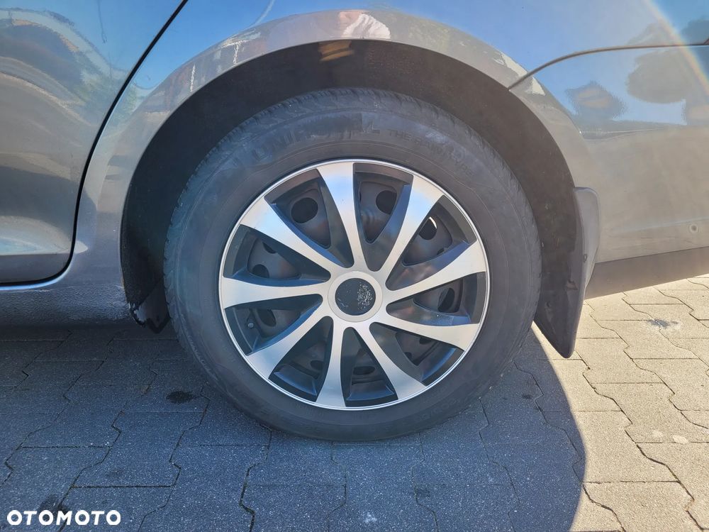 Volkswagen Golf V 1.9 TDI Trendline - 3