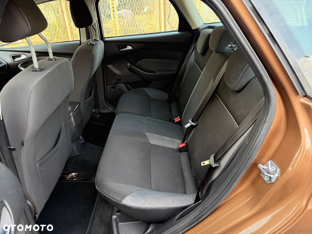 Ford Focus 1.6 TDCi ECOnetic 88g Start-Stopp-System Trend - 16