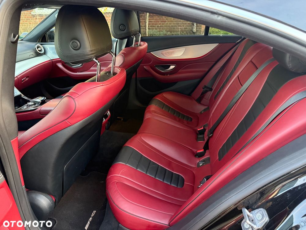 Mercedes-Benz CLS 350 d 4-Matic - 13