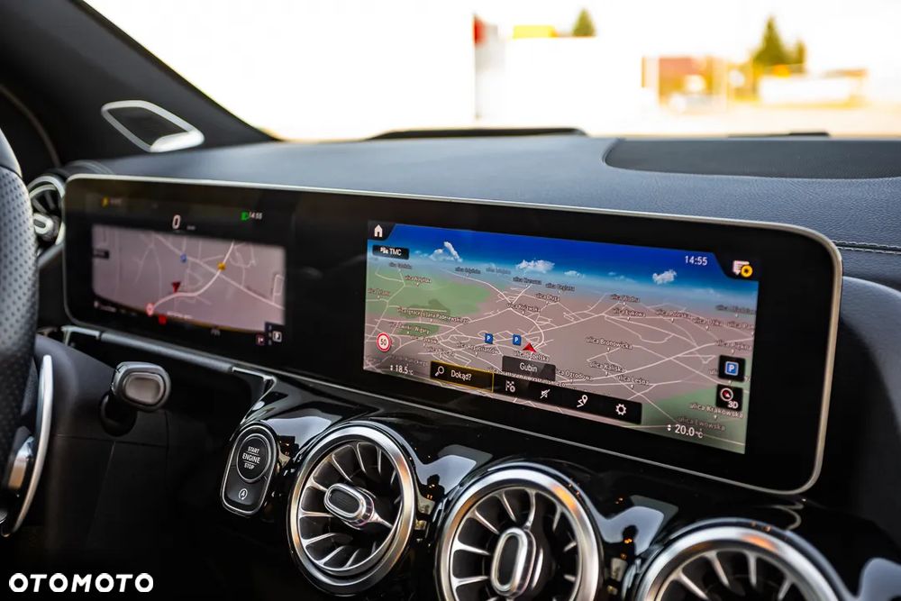 Mercedes-Benz GLA - 30