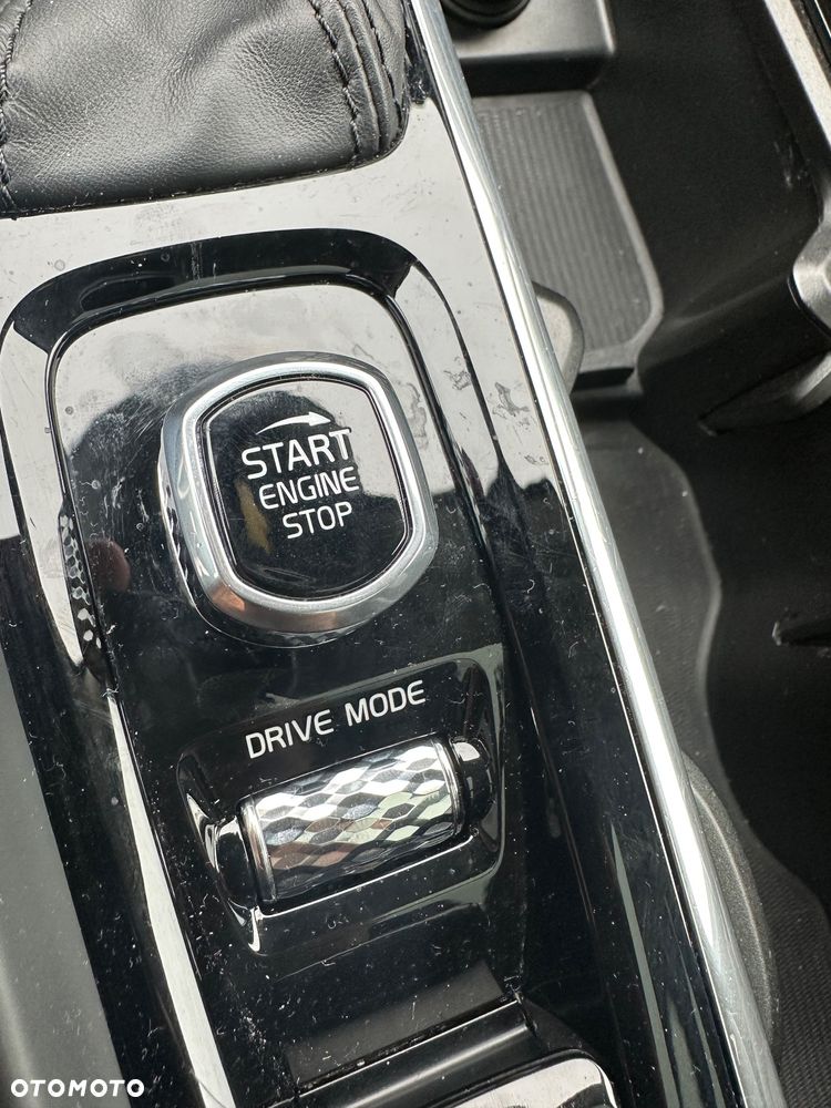 Volvo XC 60 D4 Geartronic Momentum - 15