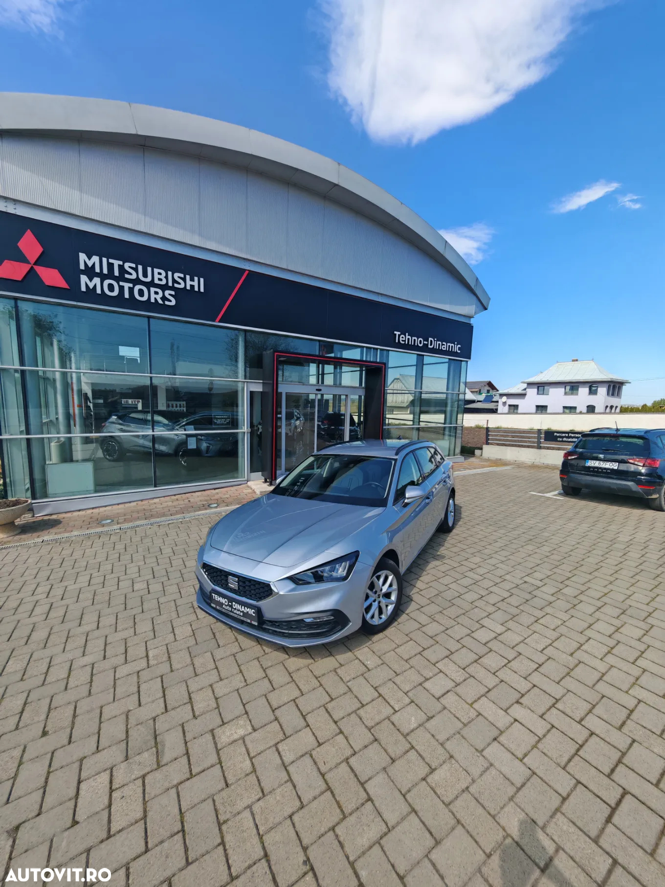 Seat Leon 2.0 TDI DSG Style Edition - 9