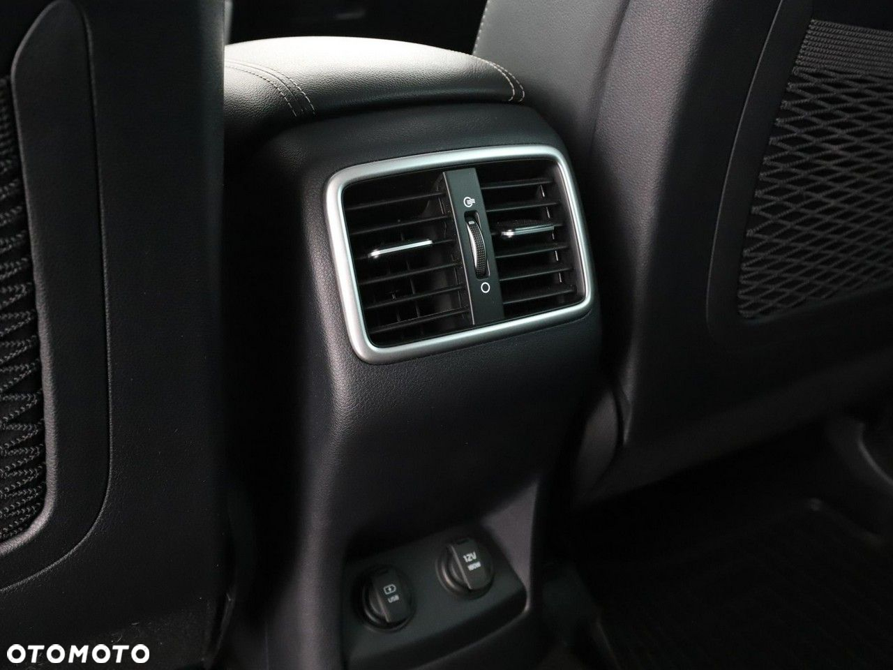 Kia Sportage 1.6 GDI 2WD DREAM-TEAM EDITION - 39