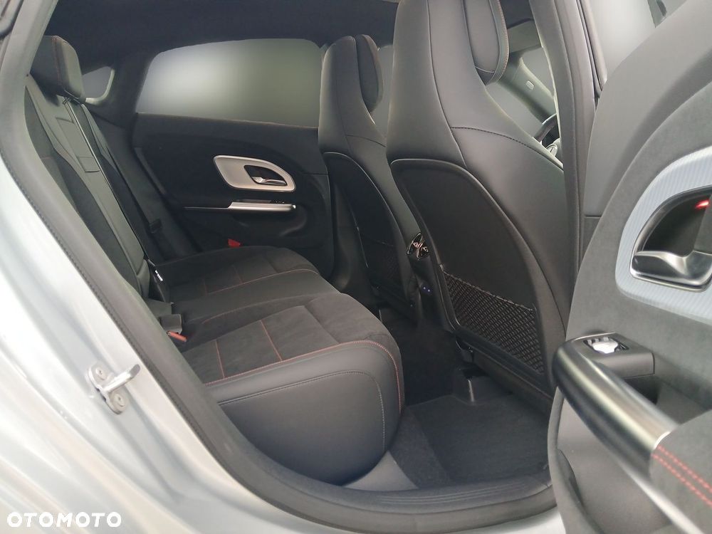 Mercedes-Benz CLA 200 mHEV 8G-DCT - 15
