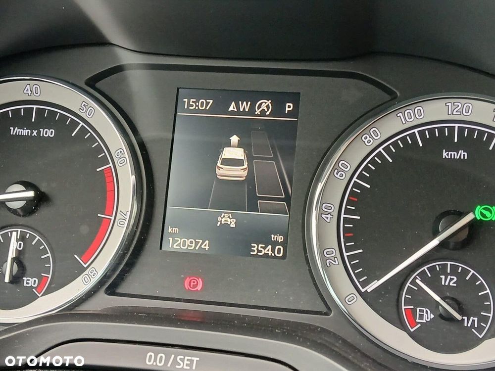 Skoda Karoq 1.5 TSI ACT Style DSG - 10