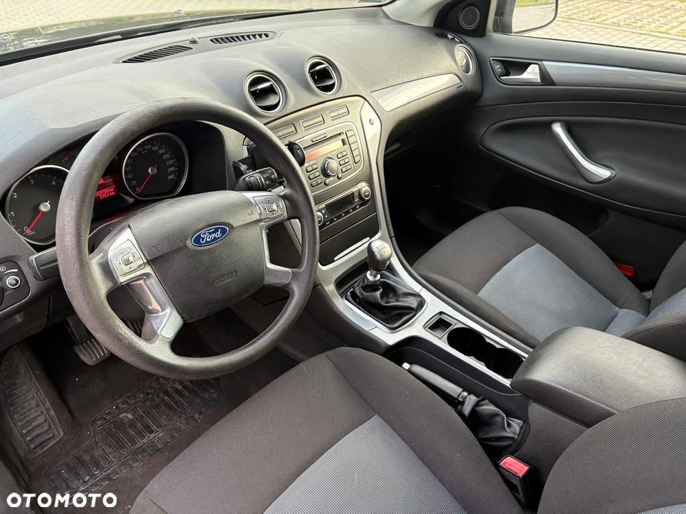 Ford Mondeo 2.0 TDCi Platinium X Plus (Titanium) - 22