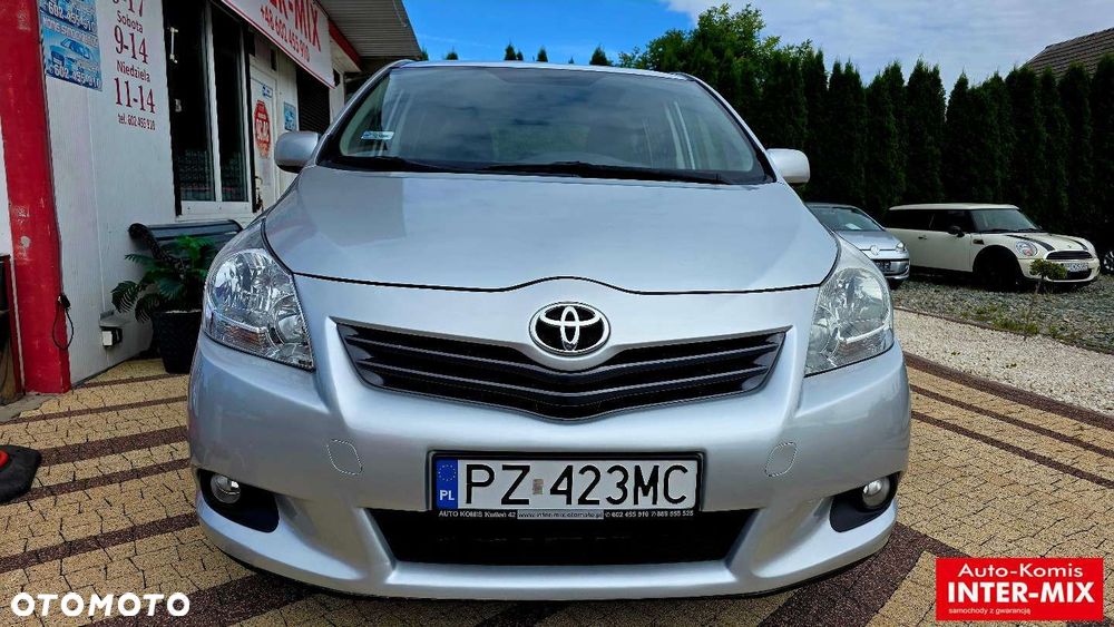 Toyota Verso - 7