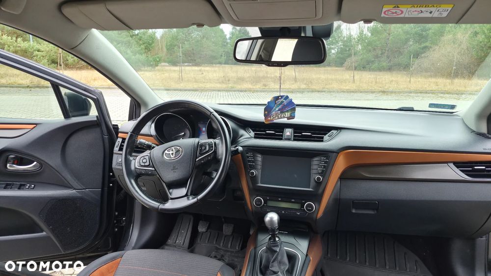 Toyota Avensis 1.8 Prestige - 21