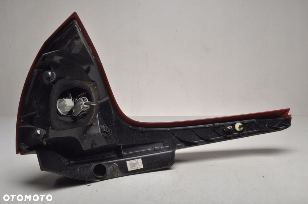 VOLVO XC60 I LAMPA PRAWA TYLNA PRAWY TYŁ 31323035 - 7