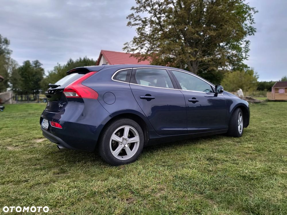 Volvo V40 D4 Drive-E Momentum - 5