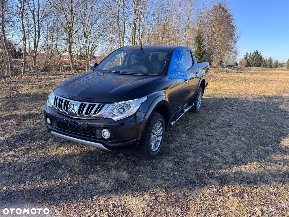 Mitsubishi L200 Pick Up 4x4 Autm Double Cab Intro Edition III - 3