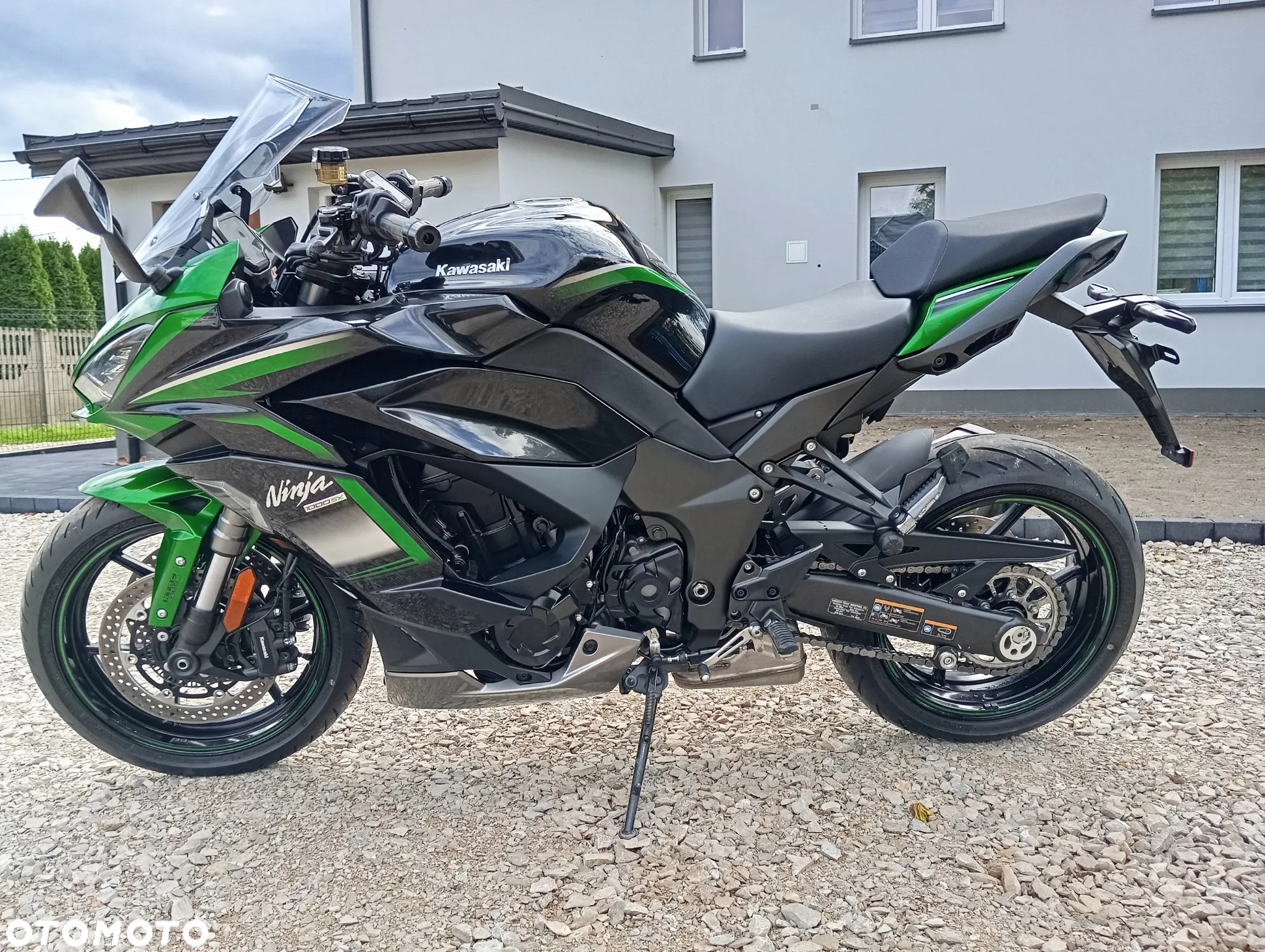 Kawasaki Ninja 1000 SX - 31