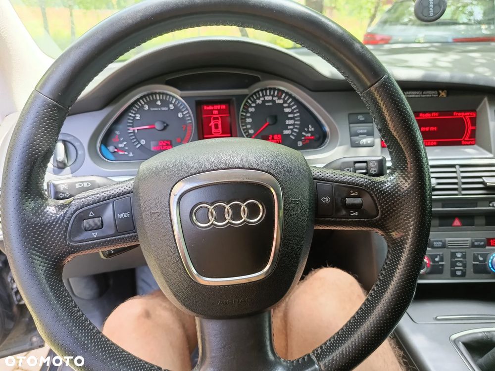 Audi A6 Avant 2.4 Quattro - 9