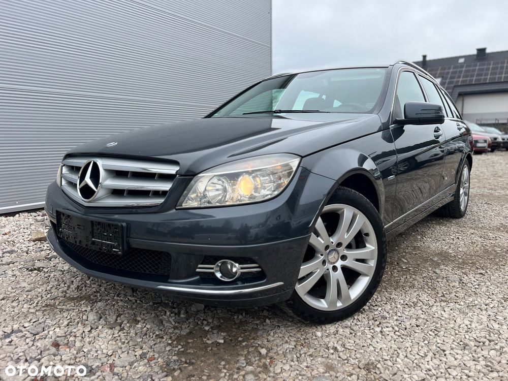Mercedes-Benz Klasa C 180 CGI BlueEff Avantgarde - 2