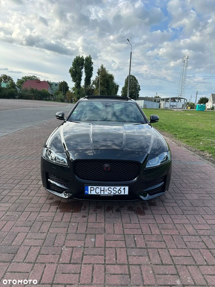 Jaguar XF 20d AWD R-Sport - 6