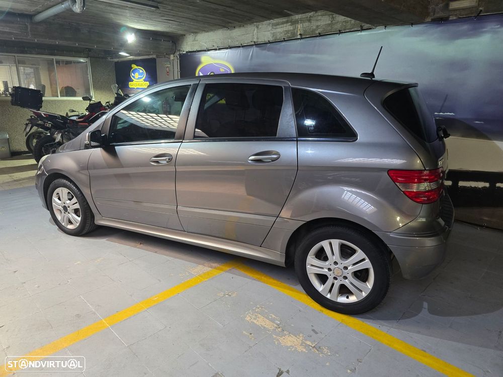 Mercedes-Benz B 180 CDi - 4