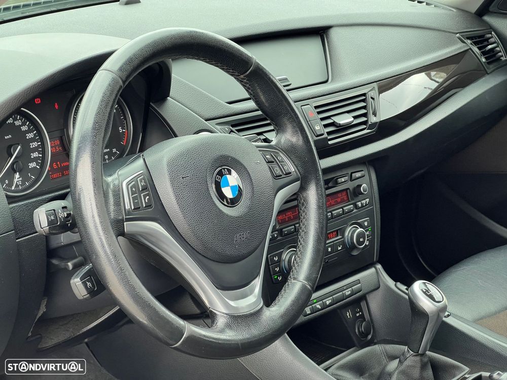 BMW X1 16 d sDrive - 8