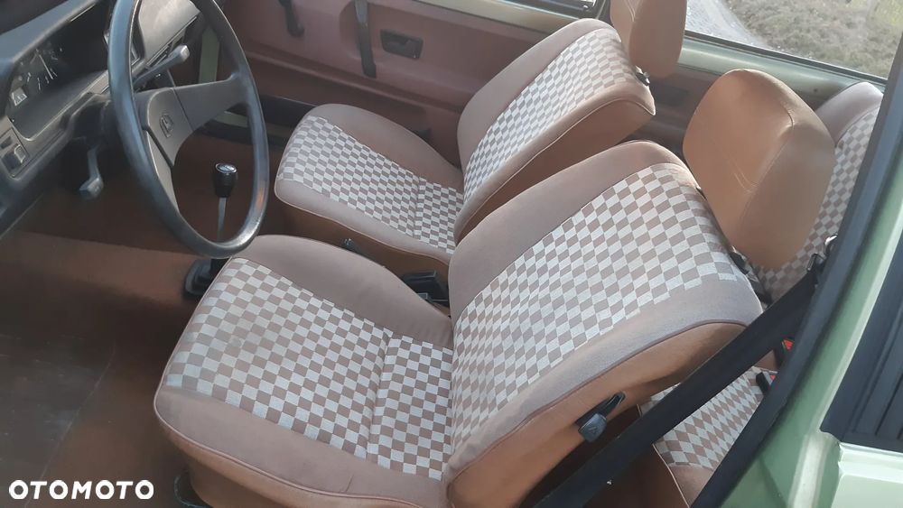Volkswagen Polo - 5