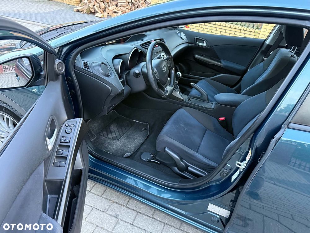 Honda Civic 1.4 i-VTEC Elegance - 9
