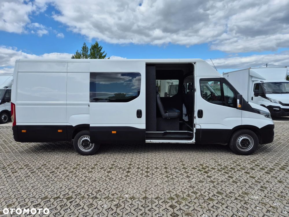 Iveco Daily 35S16 Hi-Matic L4H2, Brygadówka 7 osób, MAXI blaszak, HAK 3.5T, klimatyzacja - 5
