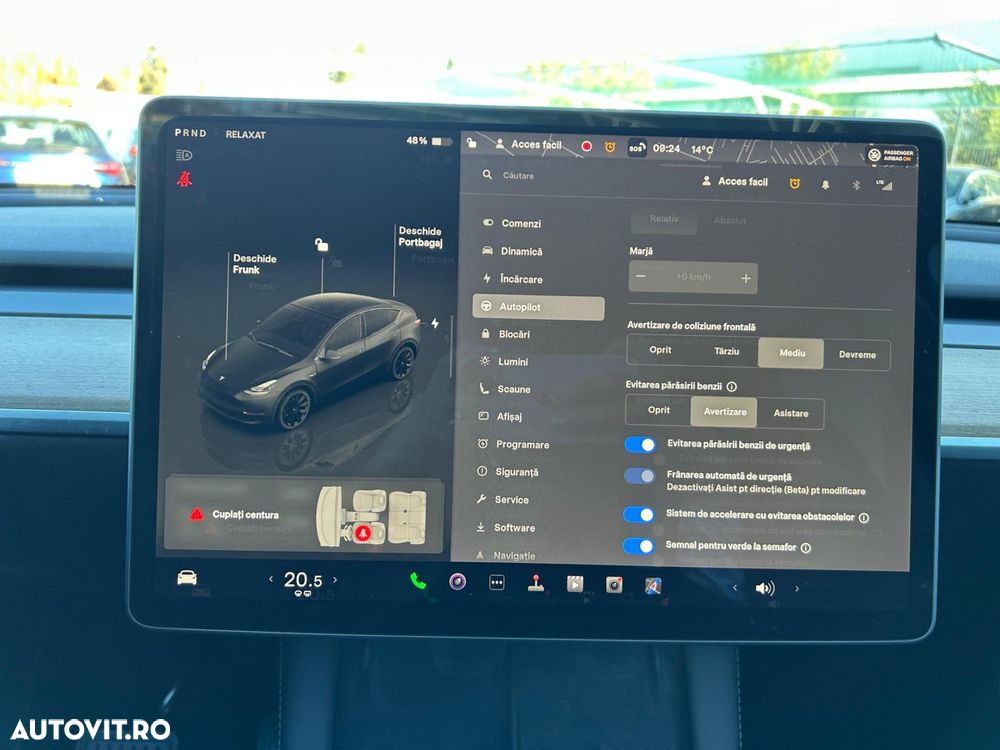 Tesla Model Y - 25