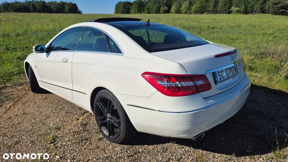 Mercedes-Benz Klasa E 350 CDI BlueEff - 4