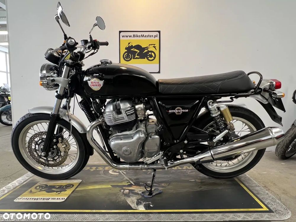 Royal Enfield Interceptor - 2