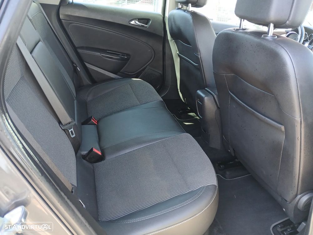 Opel Astra 1.3 CDTI Cosmo S/S 106g - 20