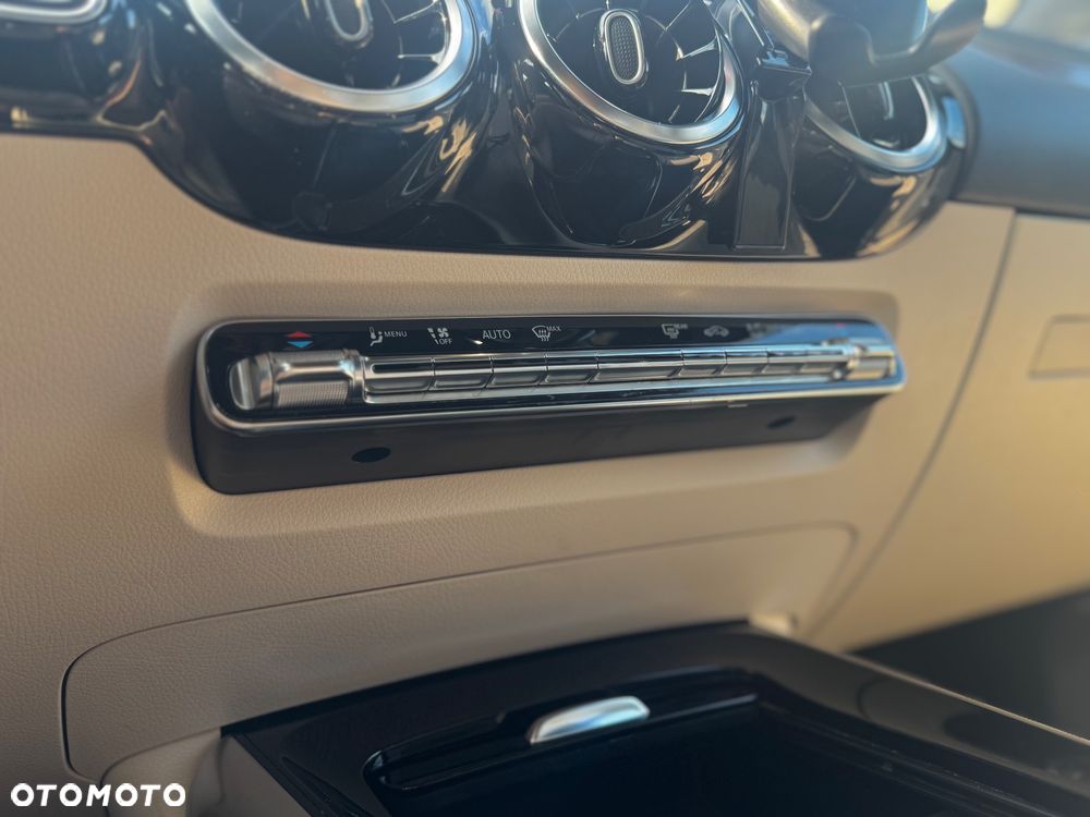 Mercedes-Benz GLA 200 - 18