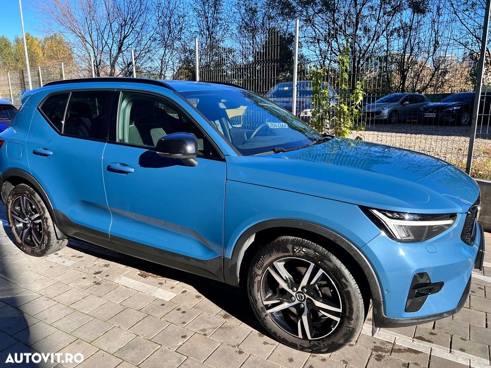 Volvo XC 40 B4 AT FWD MHEV Plus Dark - 4