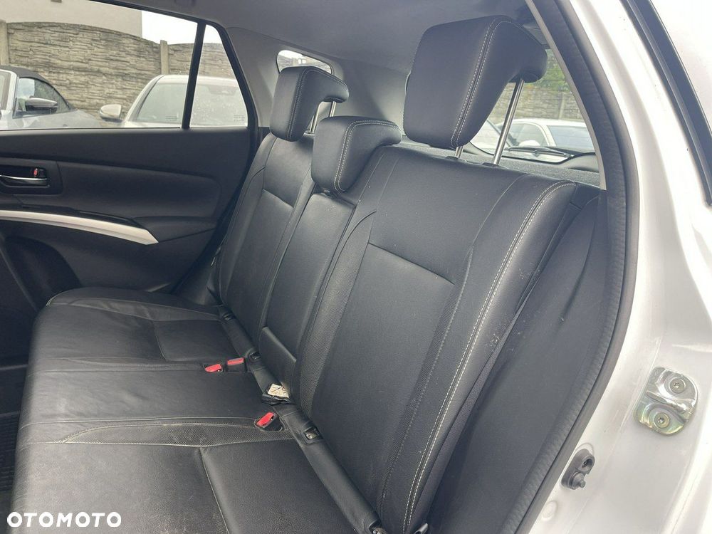 Suzuki SX4 S-Cross 1.6 VVT 4x4 Comfort+ - 14