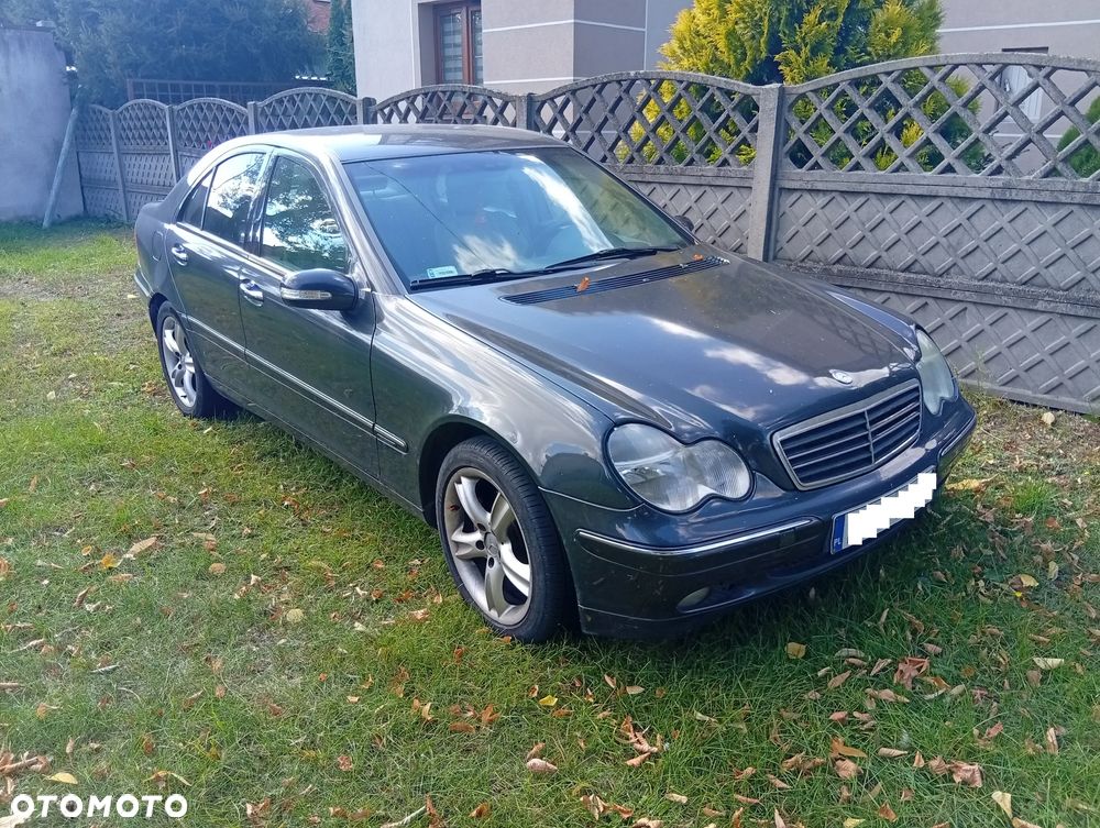 Mercedes-Benz Klasa C 240 Avantgarde - 4