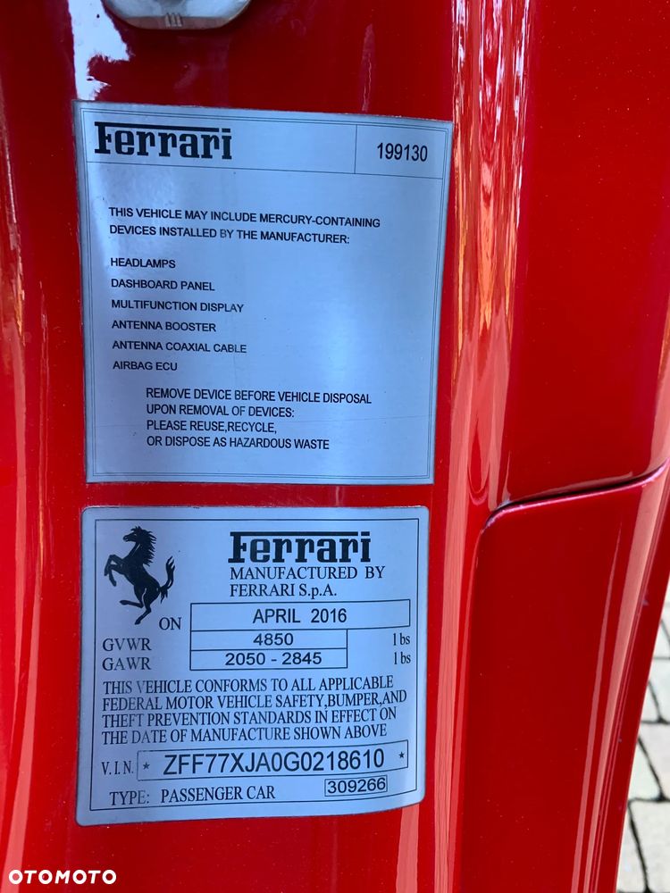 Ferrari California T - 15