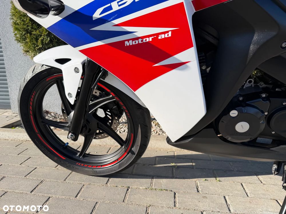 Honda CBR - 30
