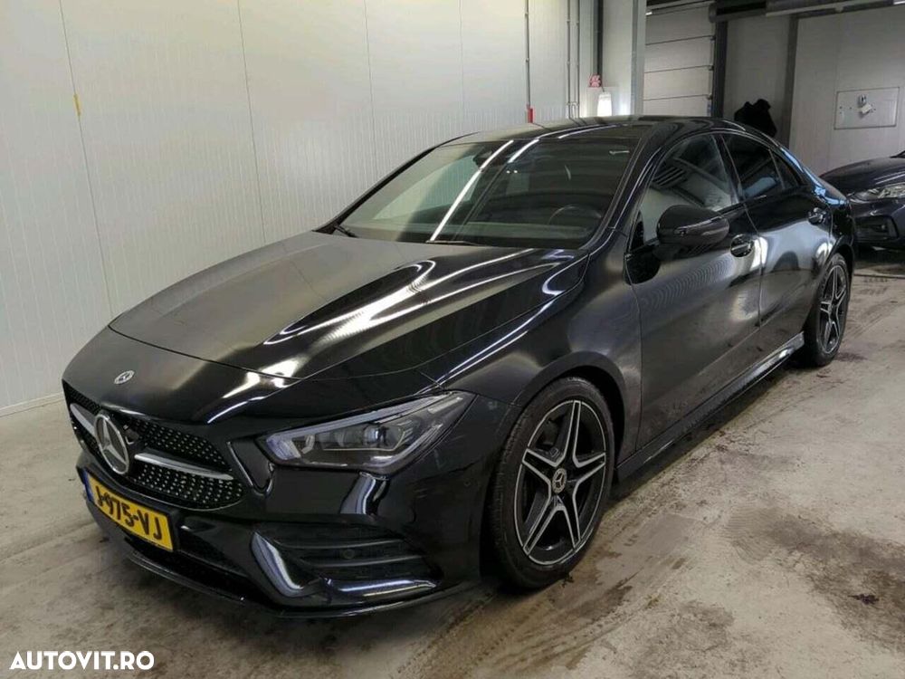 Mercedes-Benz CLA 200 7G-DCT AMG Line - 2