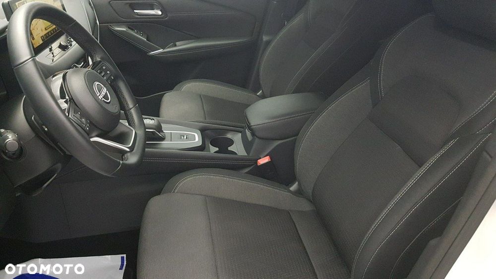 Nissan Qashqai - 16